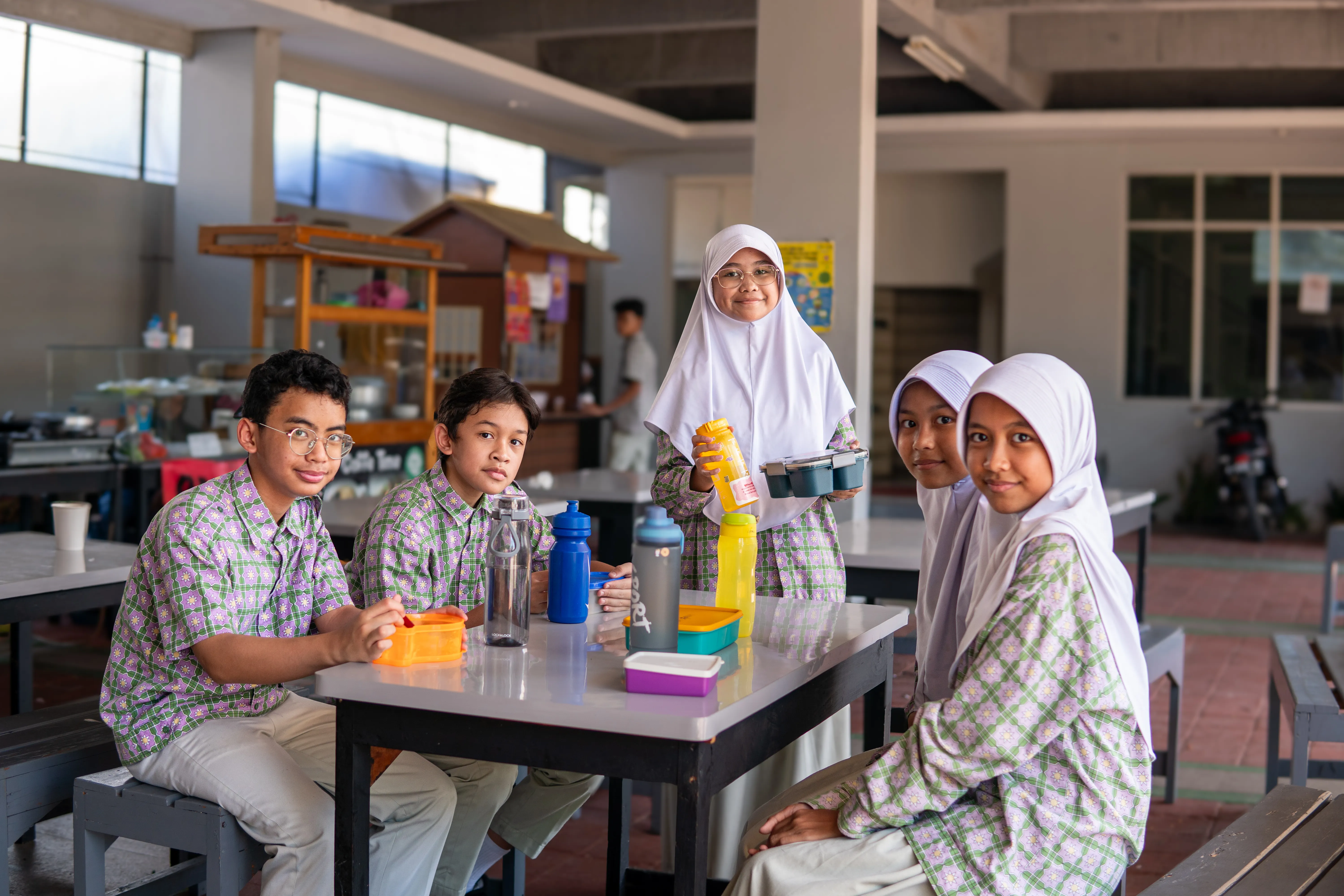 Kegiatan belajar di SMP Insan Rabbany BSD