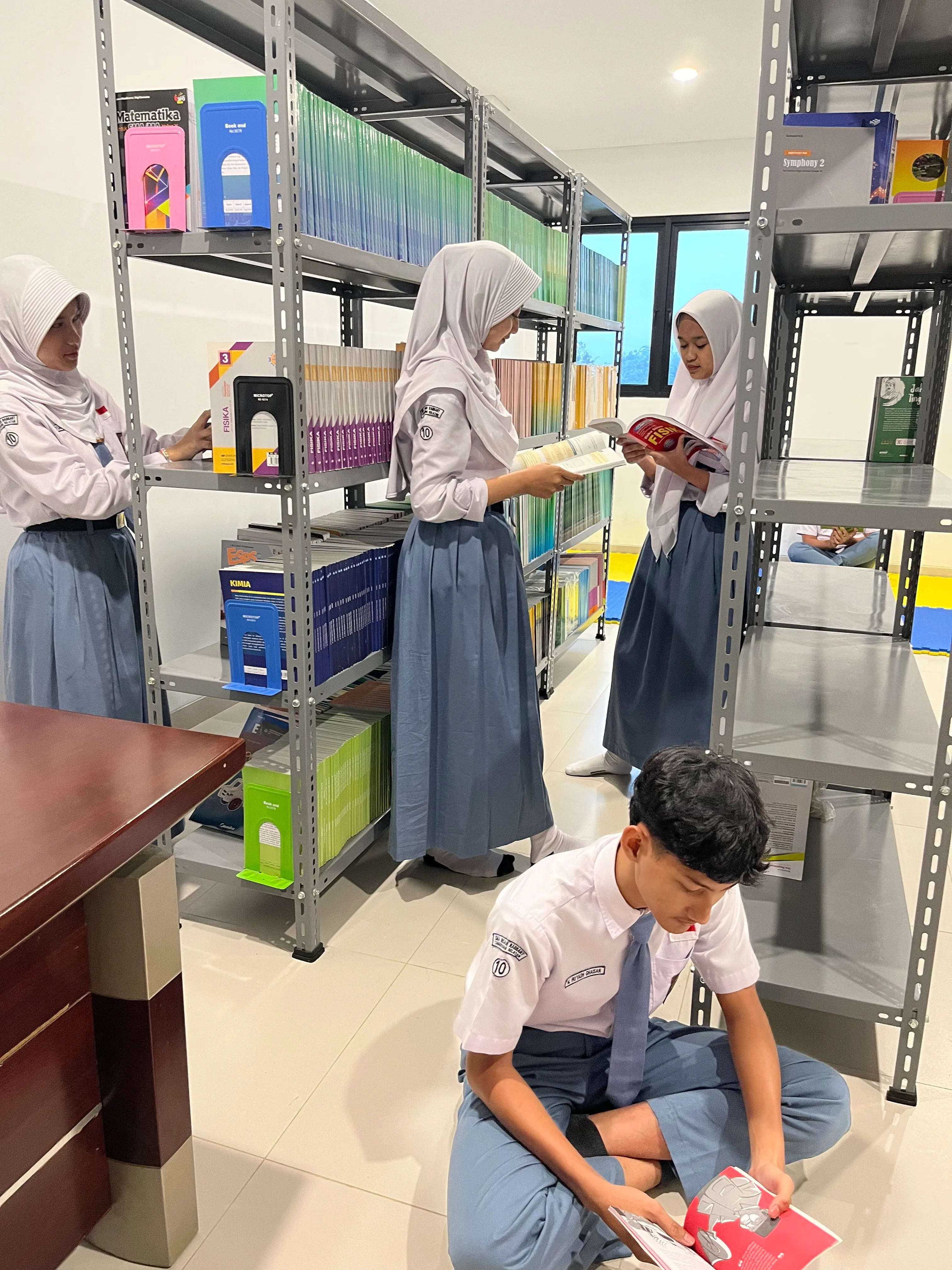 Pelayanan Perpustakaan Sekolah SMA Insan Rabbany BSD